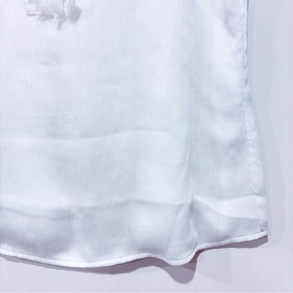 CONRAD C Lightweight white camisole with front details - Picture 6 of 6